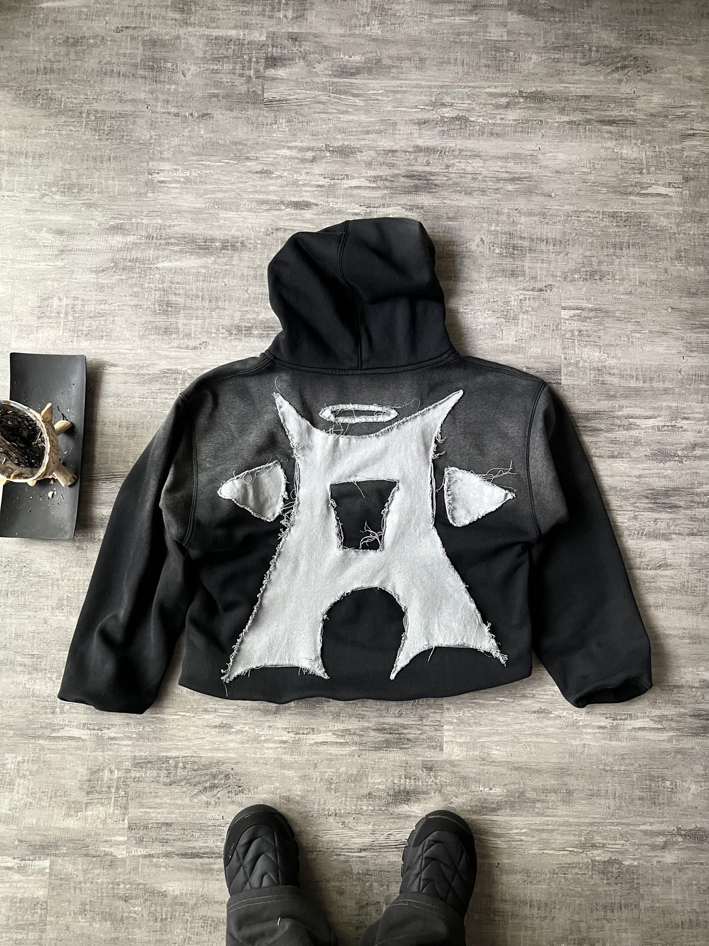 GSP DAMAGED HALO HOODY